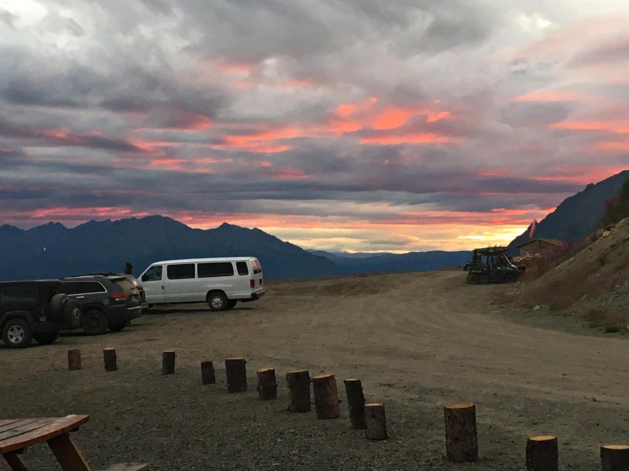 Alpine Creek Lodge Cantwell ภายนอก รูปภาพ