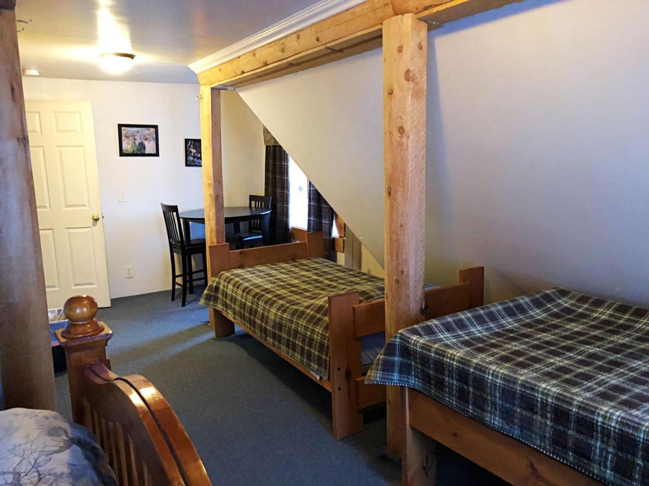 Alpine Creek Lodge Cantwell ภายนอก รูปภาพ